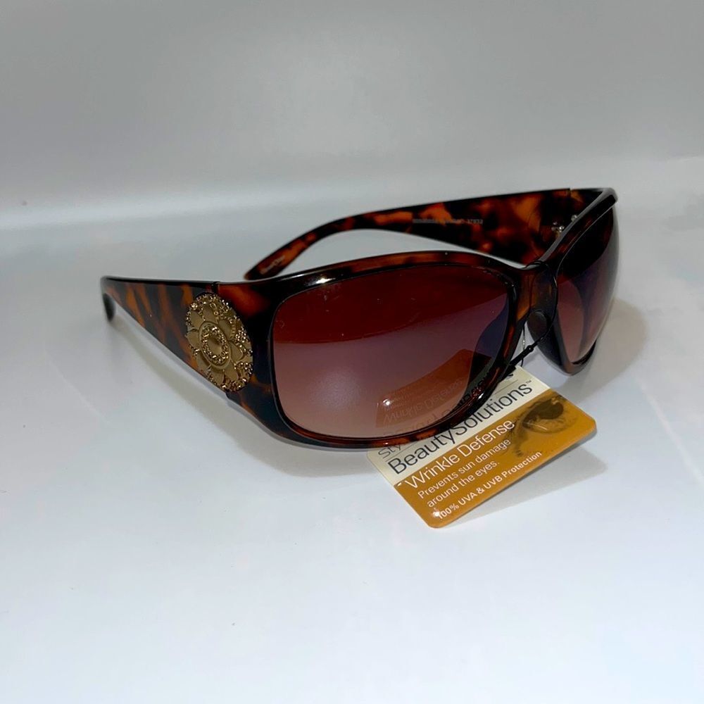 BEAUTY Solutions Wrinkle Defense Sun Glasses - Picture 2 of 4